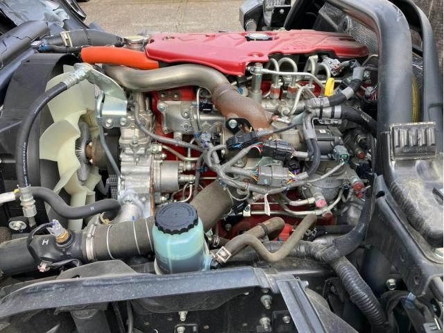 Hino DUTRO 2025-10 8311078-12