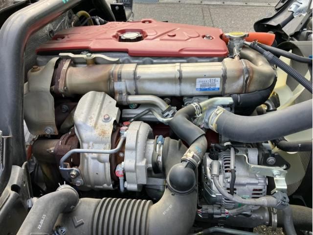 Hino DUTRO 2025-10 8311078-13