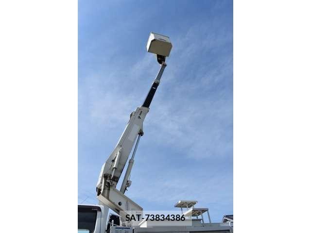 Hino DUTRO 2018-06 8314269-1