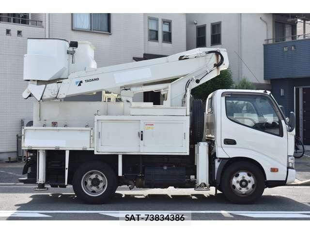 Hino DUTRO 2018-06 8314269-4