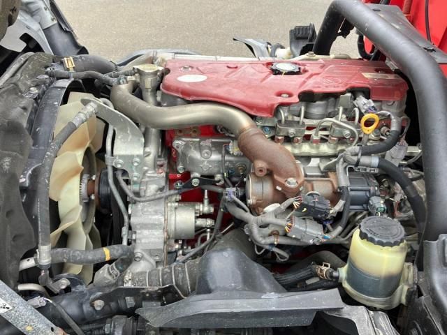 Hino DUTRO 2017-08 8331875-16