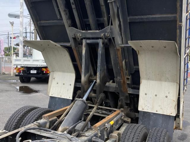 Hino DUTRO 2020-12 8331864-12