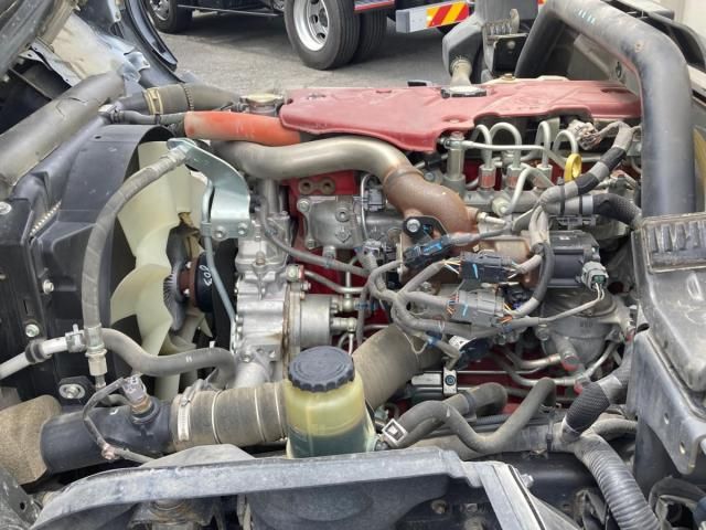 Hino DUTRO 2020-12 8331864-16