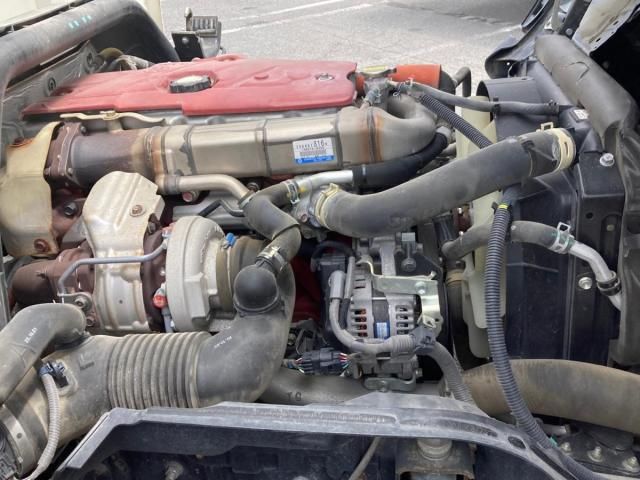 Hino DUTRO 2020-12 8331864-17