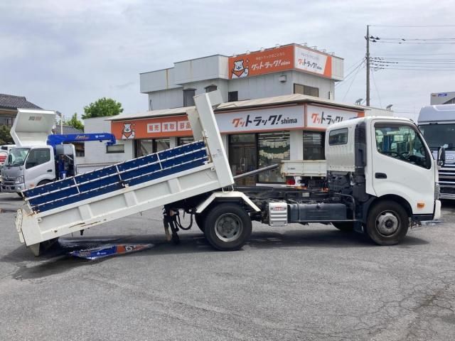 Hino DUTRO 2020-12 8331864-5