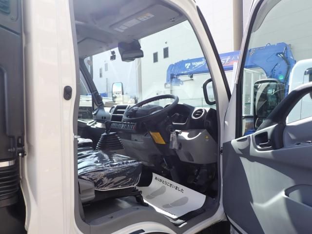 Hino DUTRO 2026-02 8331870-11