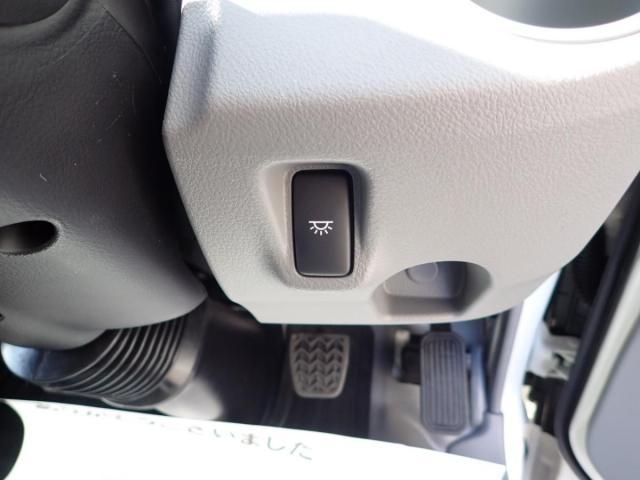 Hino DUTRO 2026-02 8331870-21