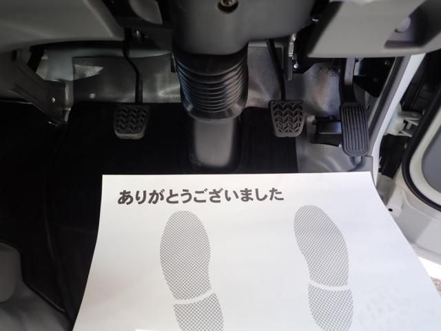 Hino DUTRO 2026-02 8331870-22