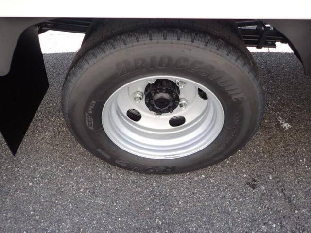 Hino DUTRO 2026-02 8331870-25