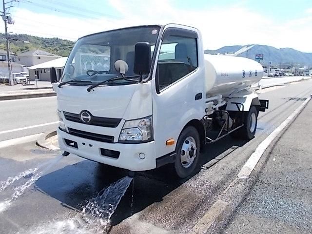 Hino DUTRO 2013-01 8331874-0