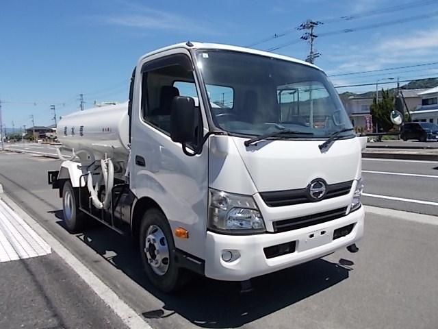 Hino DUTRO 2013-01 8331874-1