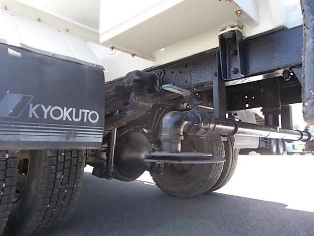 Hino DUTRO 2013-01 8331874-19