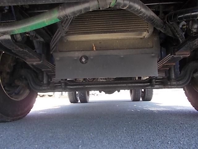 Hino DUTRO 2013-01 8331874-23