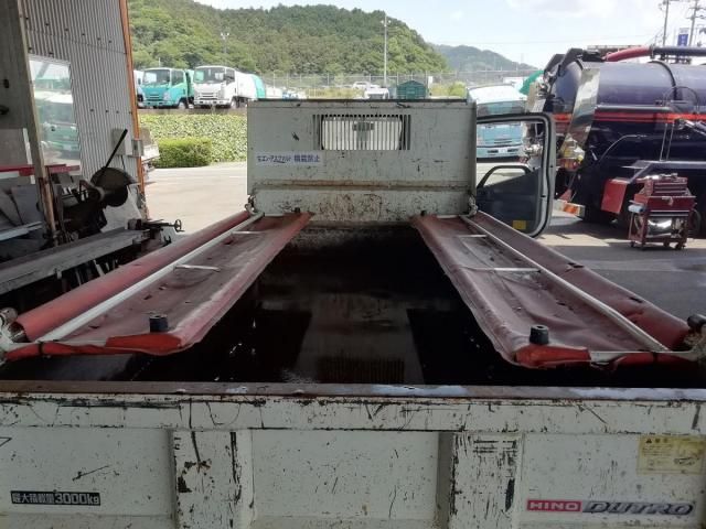 Hino DUTRO 2019-08 8331873-18