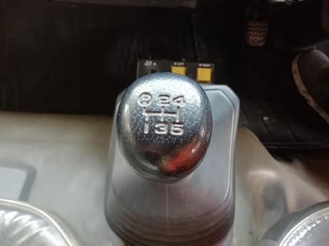 Hino DUTRO 2019-08 8331873-29