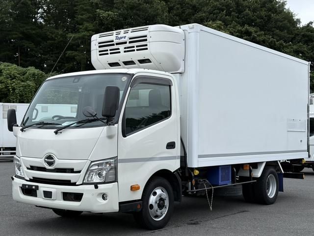 Hino DUTRO 2019-12 8331877-0