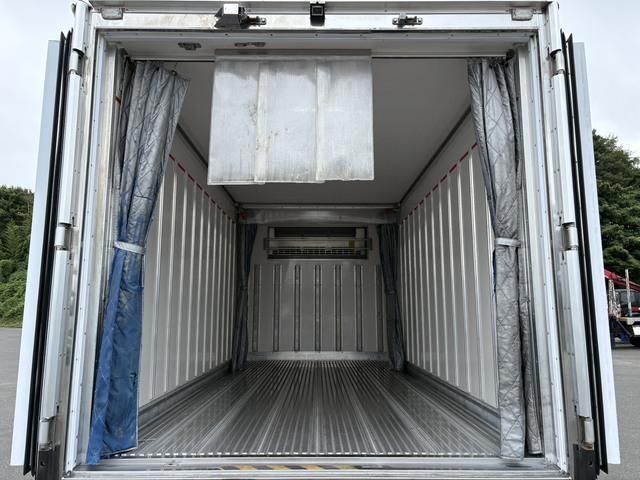 Hino DUTRO 2019-12 8331877-14
