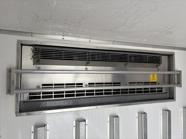 Hino DUTRO 2019-12 8331877-24