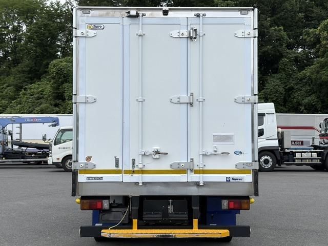 Hino DUTRO 2019-12 8331877-6