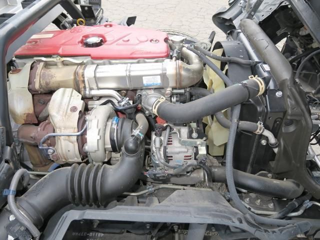 Hino DUTRO 2018-08 8331866-22