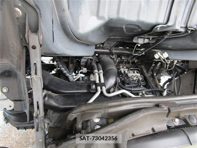 Hino DUTRO 2018-04 8335634-8