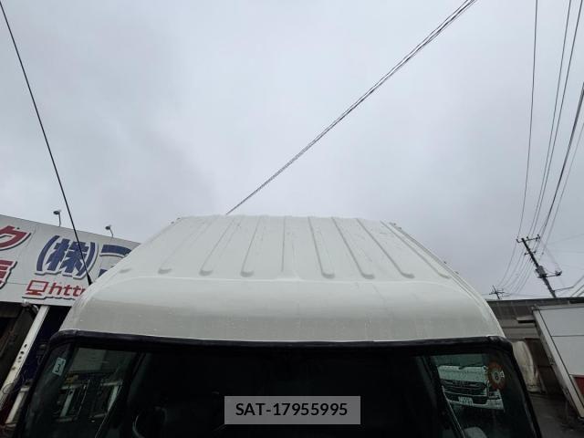 Hino DUTRO 2019-03 8354340-16