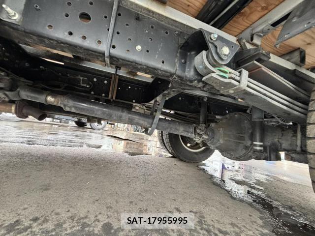 Hino DUTRO 2019-03 8354340-29
