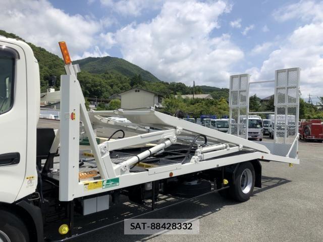 Hino DUTRO 2023-07 8354337-16