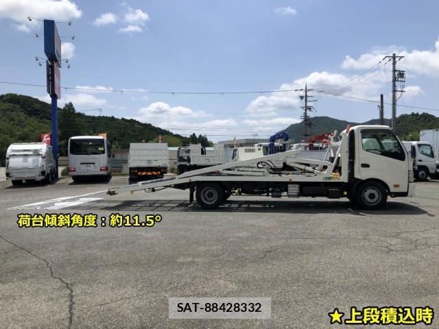 Hino DUTRO 2023-07 8354337-4