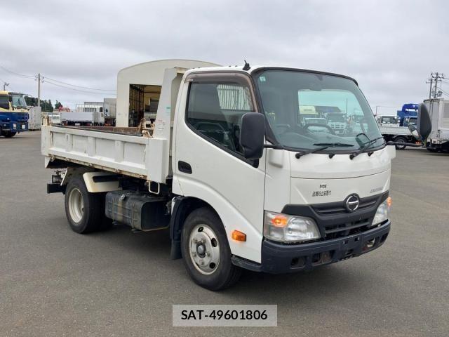 Hino DUTRO 2014-02 8354338-1