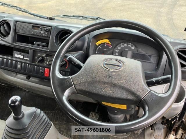 Hino DUTRO 2014-02 8354338-20