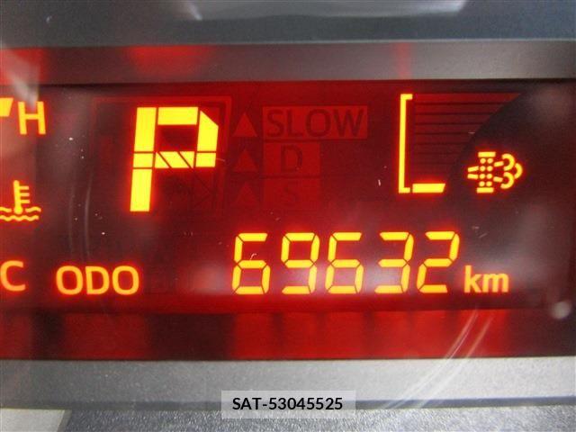Hino DUTRO 2017-04 8354347-16
