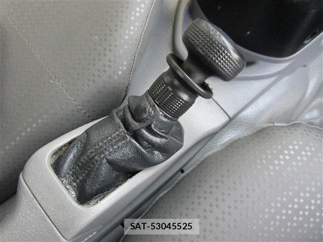 Hino DUTRO 2017-04 8354347-27