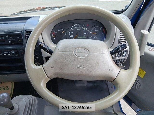 Hino DUTRO 2007-01 8354339-13