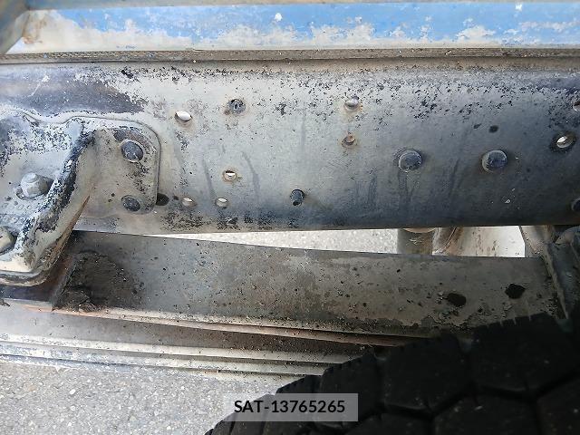 Hino DUTRO 2007-01 8354339-18