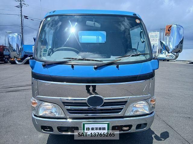 Hino DUTRO 2007-01 8354339-1