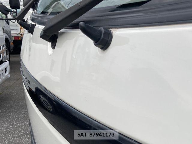 Hino DUTRO 2009-03 8354349-12