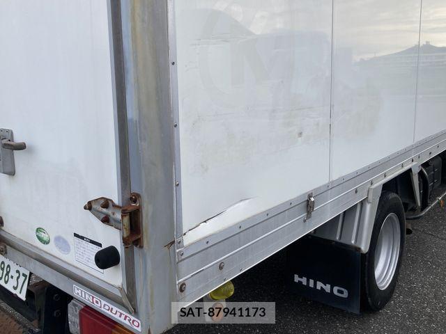 Hino DUTRO 2009-03 8354349-17