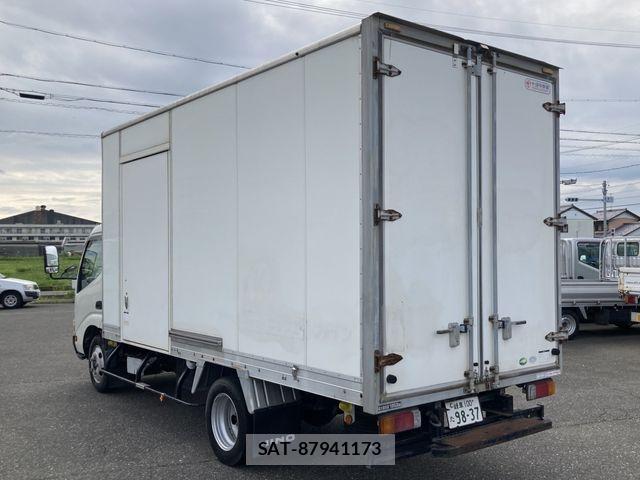 Hino DUTRO 2009-03 8354349-1