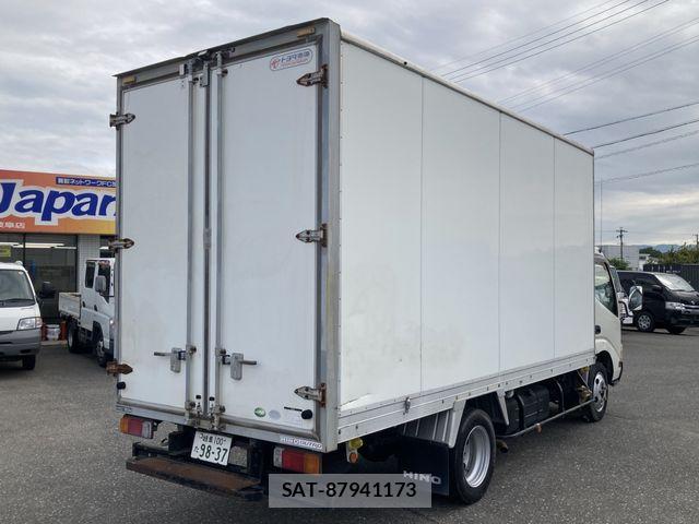 Hino DUTRO 2009-03 8354349-2