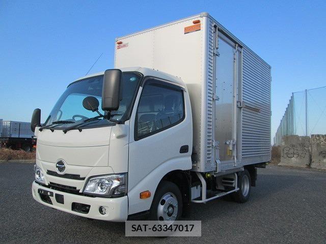 Hino DUTRO 2025-06 8354336-0