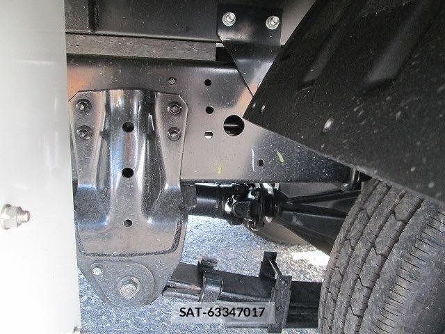 Hino DUTRO 2025-06 8354336-11