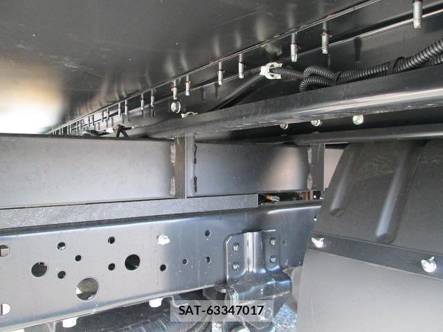 Hino DUTRO 2025-06 8354336-12