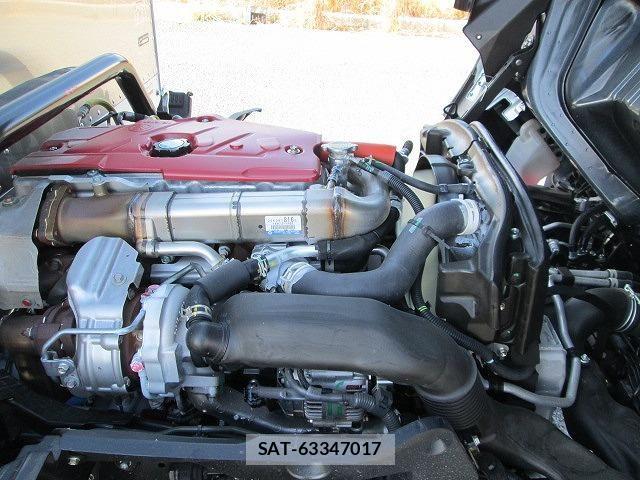Hino DUTRO 2025-06 8354336-23