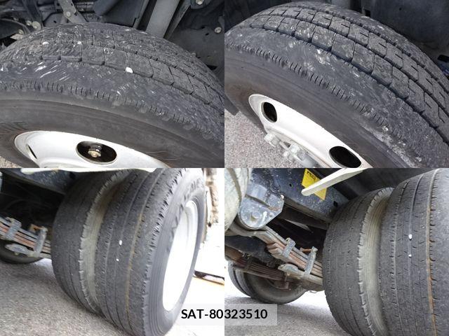 Hino DUTRO 2017-02 8365669-11