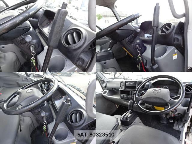 Hino DUTRO 2017-02 8365669-17