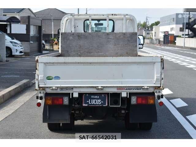 Hino DUTRO 2019-08 8365667-14