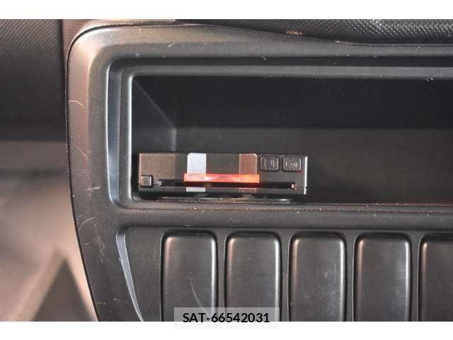 Hino DUTRO 2019-08 8365667-17