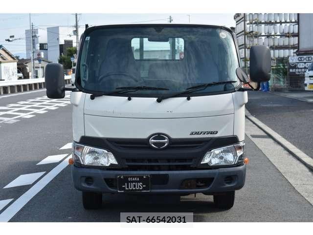 Hino DUTRO 2019-08 8365667-5