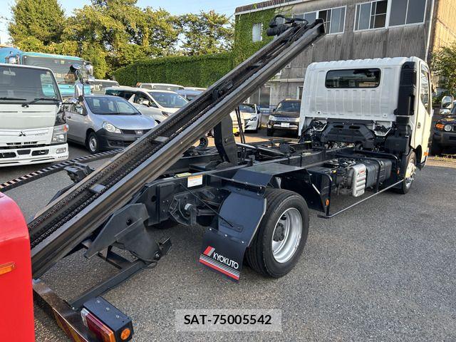 Hino DUTRO 2024-07 8365664-14